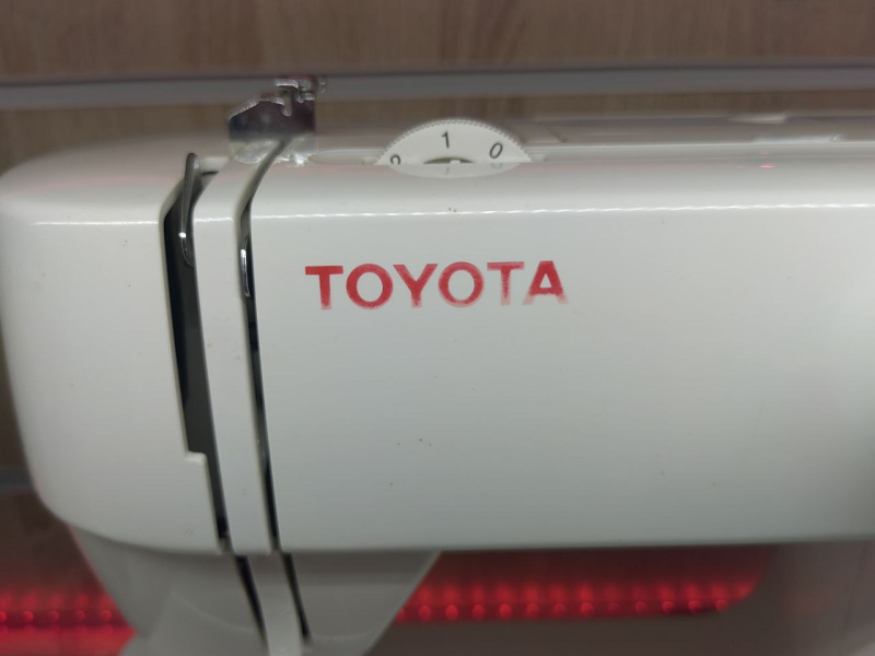 - Toyota ES 18 RS
