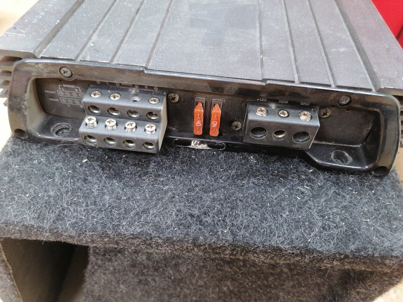 Авто усилитель Kicx KAP-47